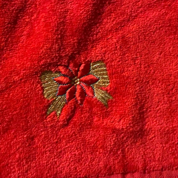 Bundle of 6 x Cotton Christmas Hand Towels & Set of Oven Mitts - Picture 2 of 12